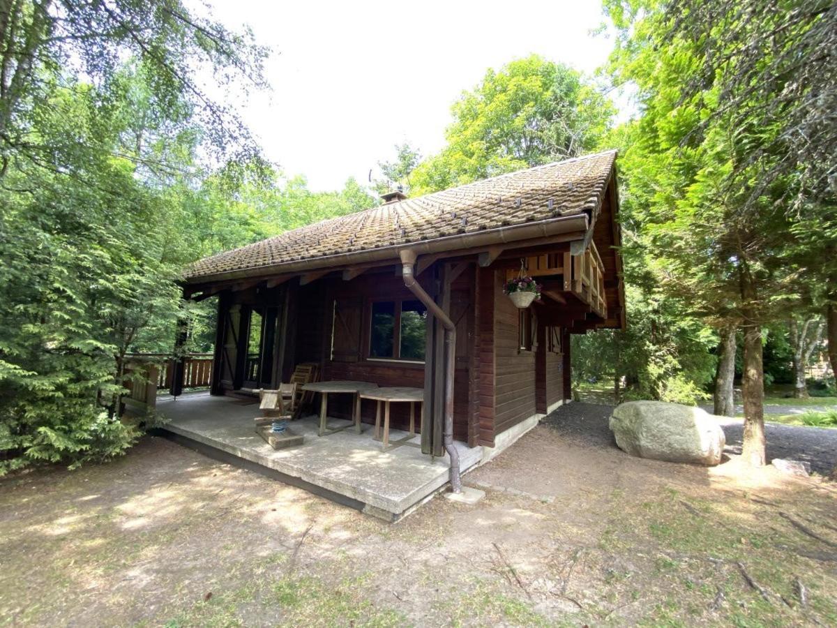 Le Renard Chalet En Bois Ла Брес Екстериор снимка