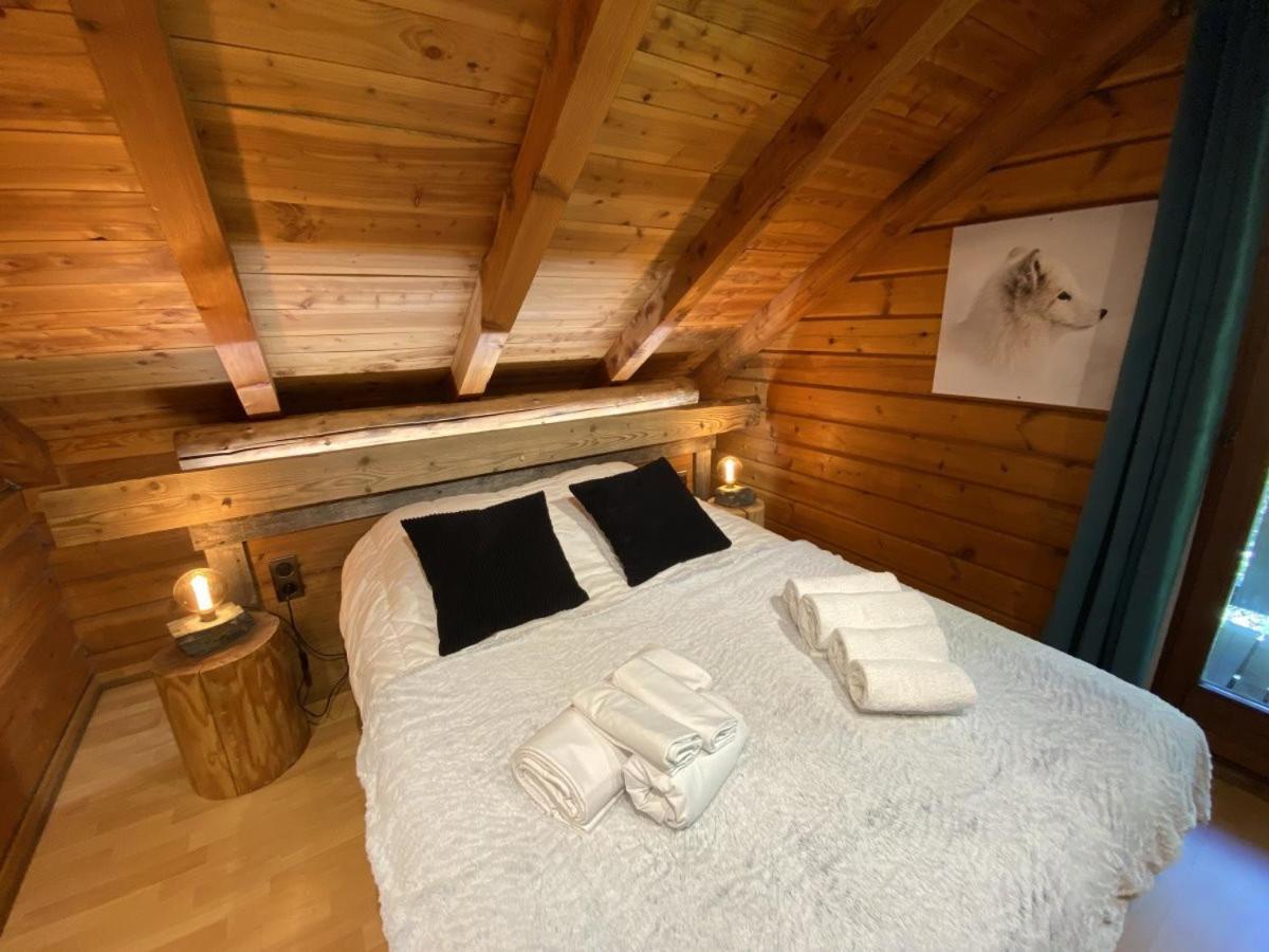 Le Renard Chalet En Bois Ла Брес Екстериор снимка