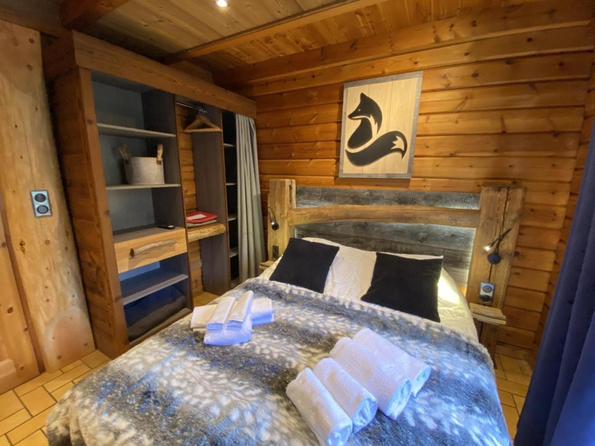 Le Renard Chalet En Bois Ла Брес Екстериор снимка